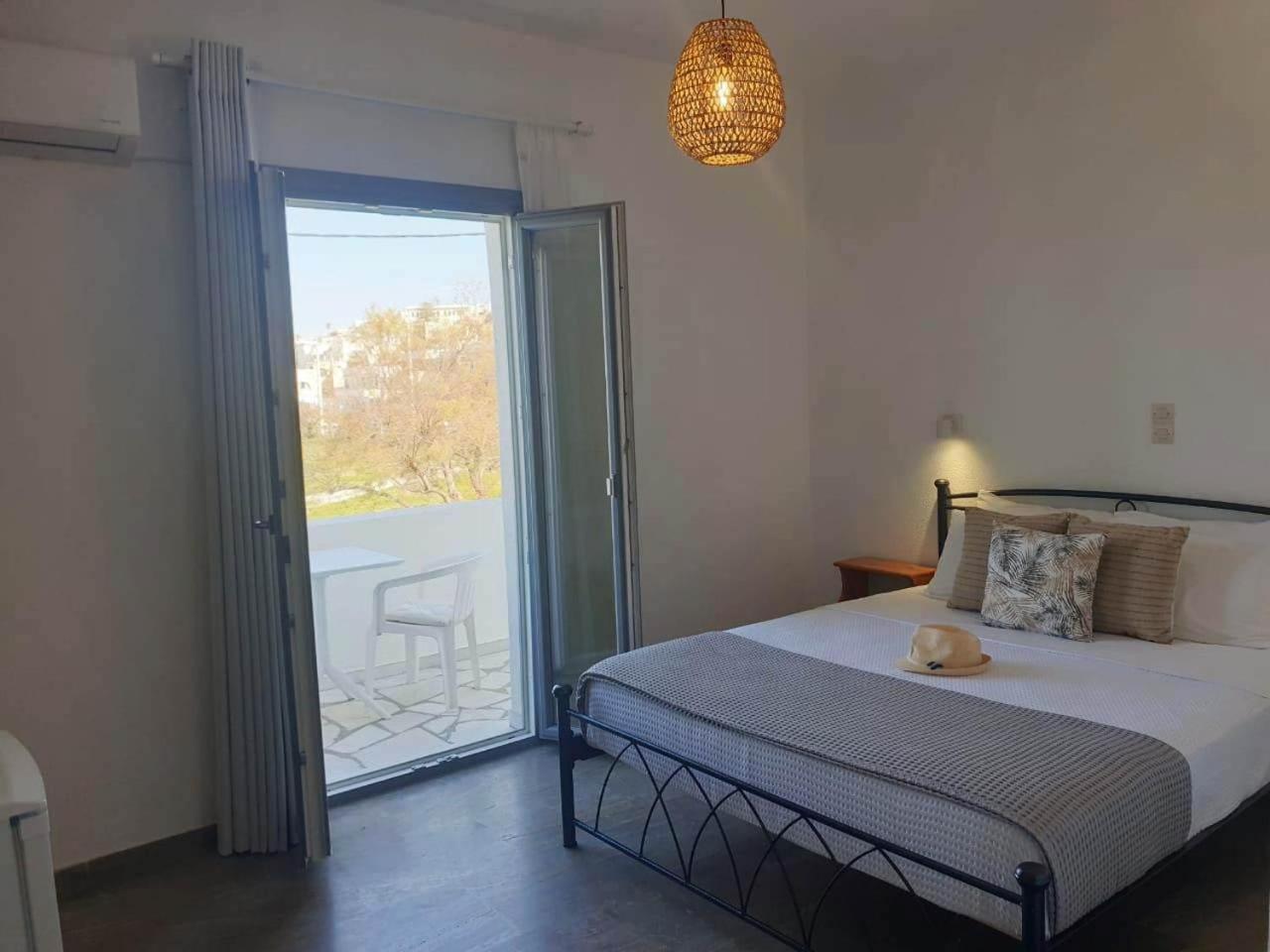 Anemos Town Apartment Naxos City Екстериор снимка