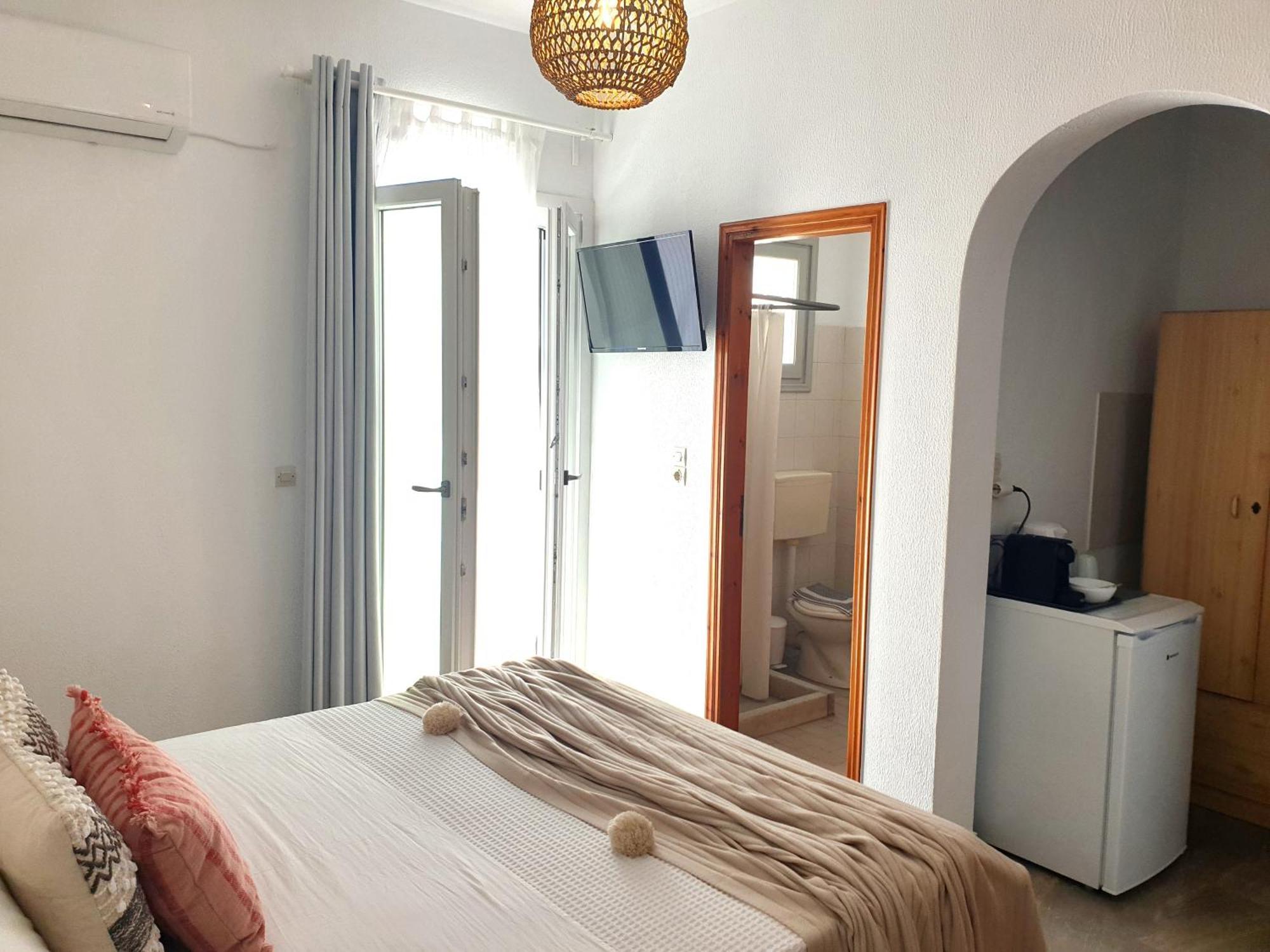 Anemos Town Apartment Naxos City Екстериор снимка